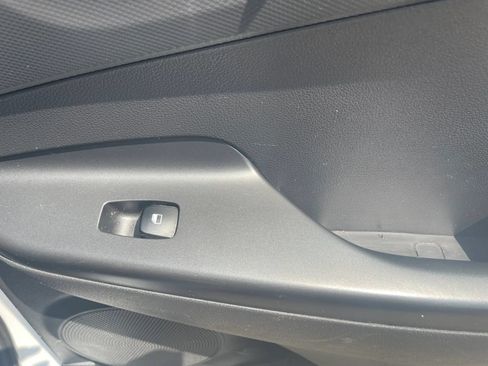 Used 2022 Hyundai Kona SEL FWD image 17