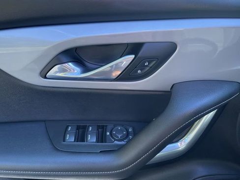 Used 2025 Chevrolet Blazer LT image 23