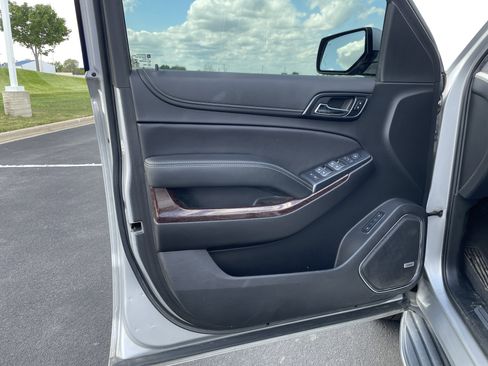 Used 2020 GMC Yukon XL SLT RWD image 20