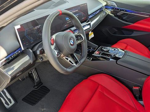 New 2026 BMW M5 image 3