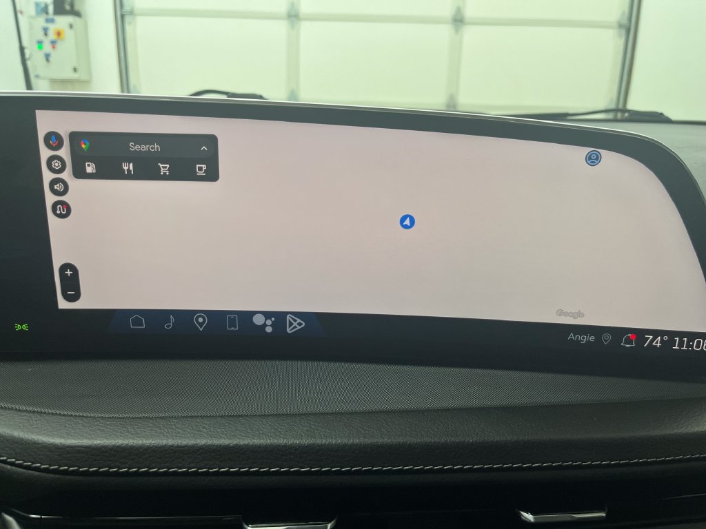 Used 2024 Cadillac XT4 Luxury w/ Cold Weather Package AWD/4WD image 23
