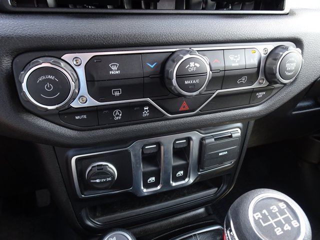 Used 2024 Jeep Wrangler Sport AWD/4WD image 20