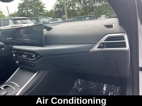 Used 2025 BMW 430i Convertible RWD image 23