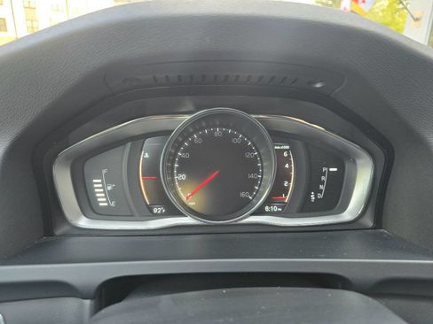 Used 2016 Volvo V60 T5 Cross Country AWD/4WD image 21
