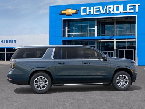 New 2026 Chevrolet Suburban LT w/ Comfort Package image 6