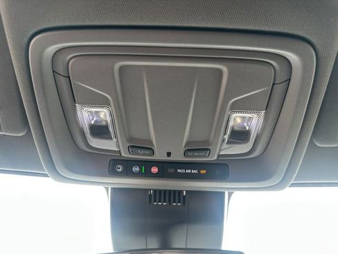 Used 2023 Chevrolet Silverado 1500 LT image 43