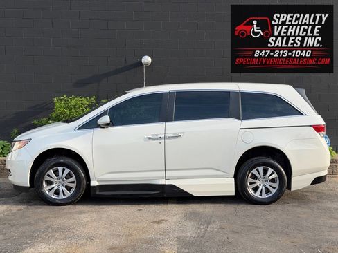 Used 2015 Honda Odyssey EX image 9