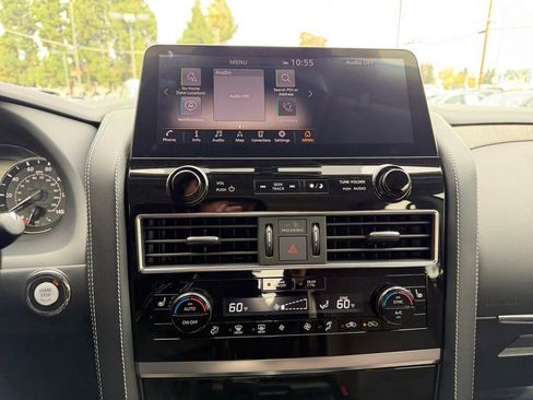 Used 2024 INFINITI QX80 Premium Select w/ Cargo Package image 22