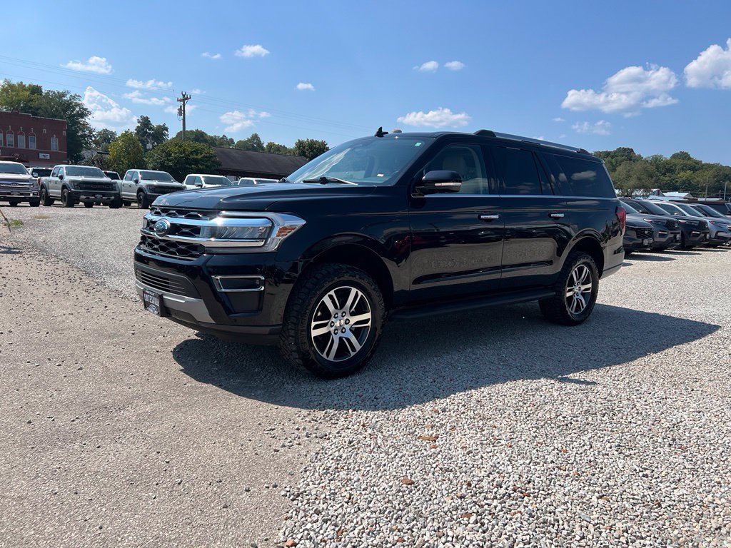 Used 2024 Ford Expedition Max Limited AWD/4WD image 4