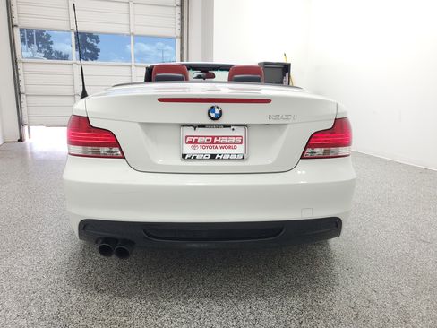 Used 2008 BMW 135i Convertible RWD image 6