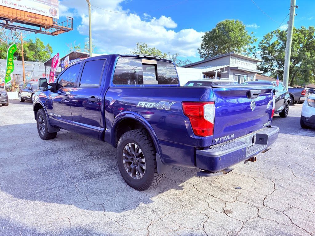 Used 2019 Nissan Titan PRO-4X w/ Pro-4x Convenience Package AWD/4WD image 5