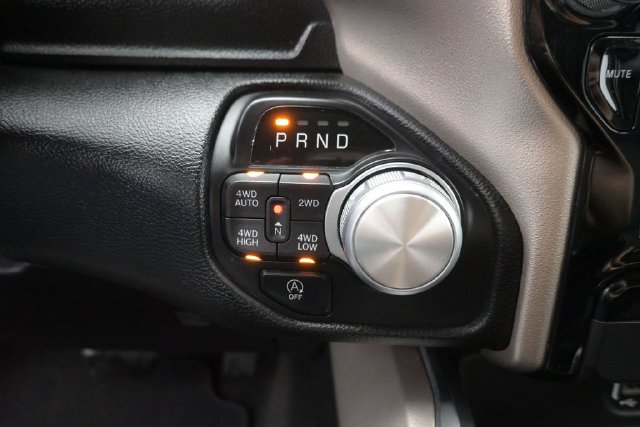 Used 2020 RAM 1500 Laramie AWD/4WD image 23