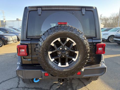 Used 2024 Jeep Wrangler Unlimited Rubicon 4xe image 4