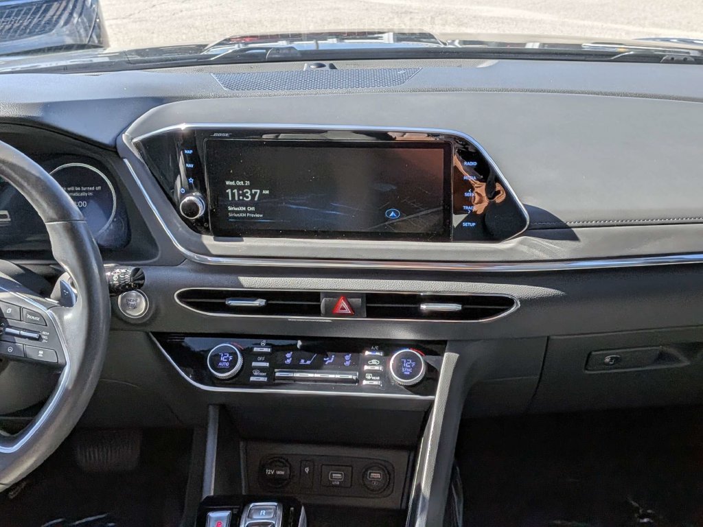 Used 2023 Hyundai Sonata Limited w/ Preferred Accessory Package FWD image 13