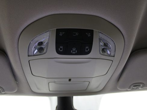 Used 2024 Chrysler Pacifica Limited FWD image 36