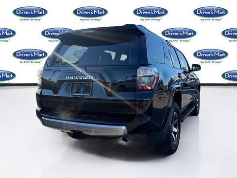 Used 2024 Toyota 4Runner TRD Off-Road image 7