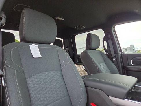 New 2026 RAM 2500 Big Horn AWD/4WD image 16