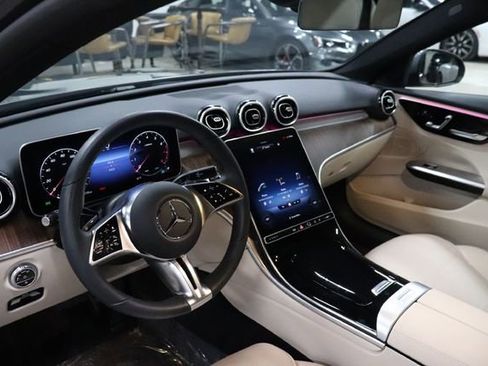 Used 2023 Mercedes-Benz C 300 Sedan image 13