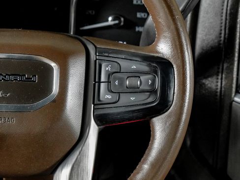 Used 2021 GMC Sierra 2500 Denali w/ Denali Ultimate Package AWD/4WD image 17