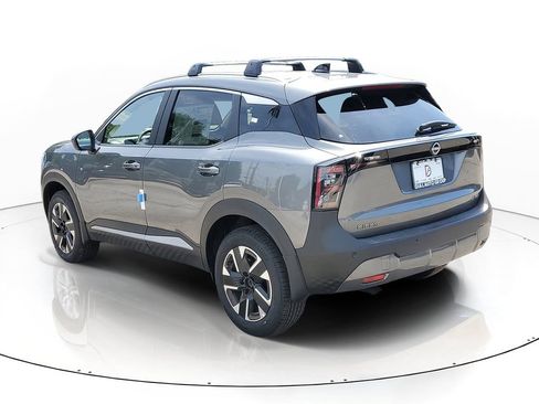 New 2026 Nissan Kicks SV w/ Cold Weather Package AWD/4WD image 3