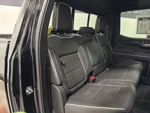 Used 2024 GMC Sierra 1500 AT4X image 12