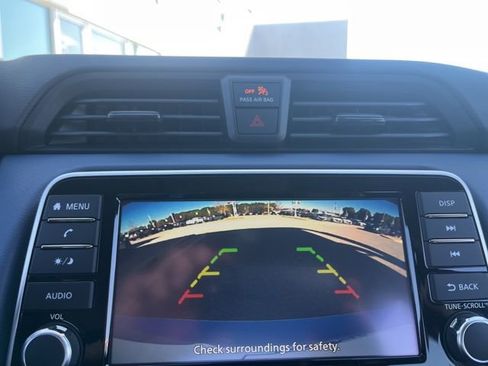 Used 2025 Nissan Versa SV w/ Trunk Package image 13