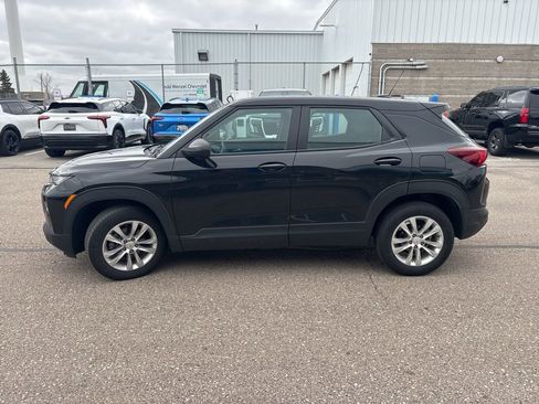 Used 2023 Chevrolet TrailBlazer LS image 5