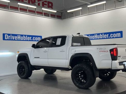 Used 2022 Toyota Tacoma TRD Pro AWD/4WD image 6