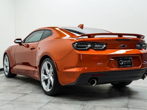 Used 2022 Chevrolet Camaro SS RWD image 11