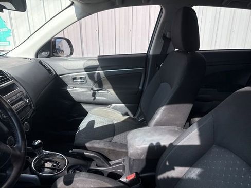 Used 2011 Mitsubishi Outlander Sport SE image 10