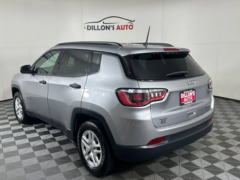 Used 2018 Jeep Compass Sport FWD image 4