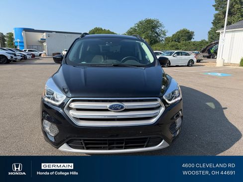 Used 2018 Ford Escape SEL AWD/4WD image 2