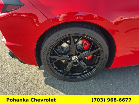 Used 2022 Chevrolet Corvette Stingray Premium Conv w/ Z51 Performance Package RWD image 24