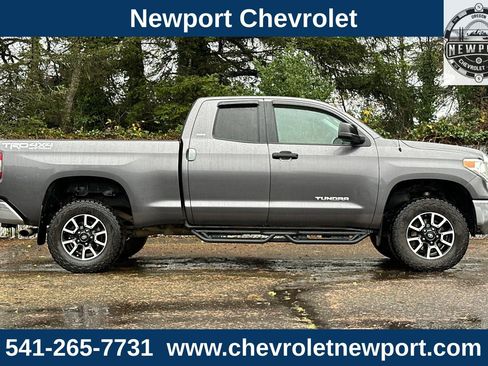 Used 2015 Toyota Tundra SR5 image 3