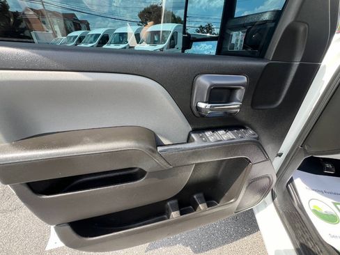 Used 2019 GMC Sierra 2500 4x4 Double Cab w/ Sierra Convenience Package image 10