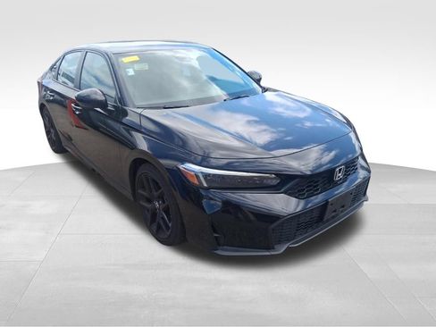 Used 2025 Honda Civic Sport image 4
