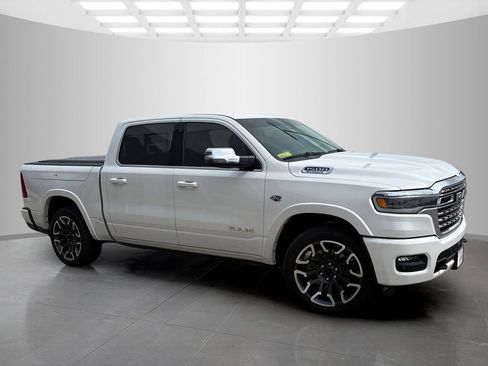 Used 2026 RAM 1500 Limited AWD/4WD image 2