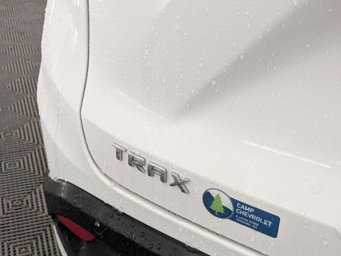 New 2025 Chevrolet Trax LT w/ Driver Confidence Package image 12