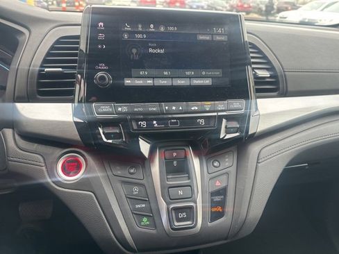 Used 2023 Honda Odyssey Sport image 10