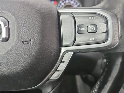 Used 2019 RAM 1500 Big Horn image 22