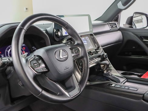 Used 2024 Lexus LX 600 4WD w/ Interior Upgrade Package image 24