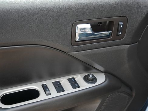 Used 2012 Ford Fusion SEL FWD image 19