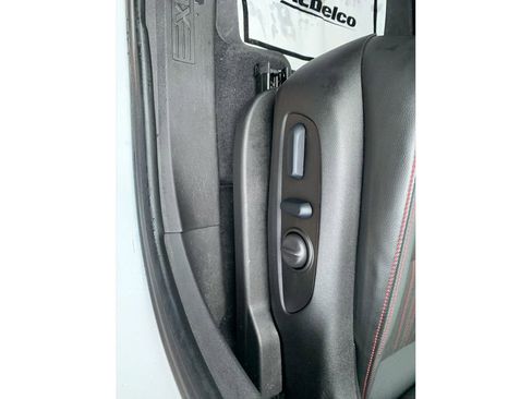 Used 2024 Chevrolet Equinox RS image 33