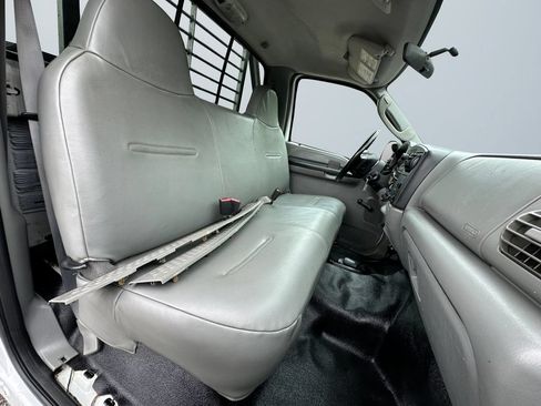 Used 2006 Ford F250 XL AWD/4WD image 15