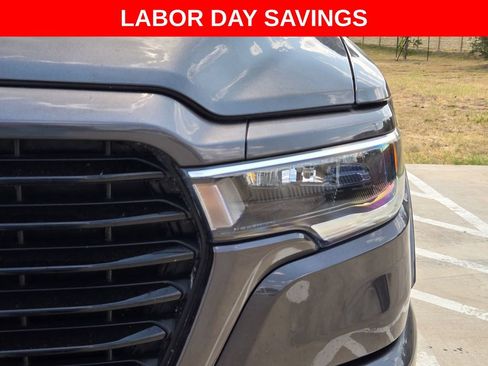 Used 2025 RAM 1500 Laramie w/ Sport Appearance Package AWD/4WD image 24