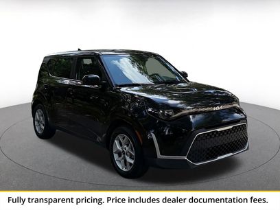Used 2025 Kia Soul LX w/ LX Technology Package