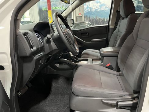 Used 2025 Nissan Frontier S w/ S Utility Package AWD/4WD image 11