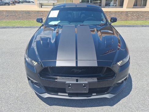 Used 2017 Ford Mustang GT Premium w/ Black Accent Package RWD image 8