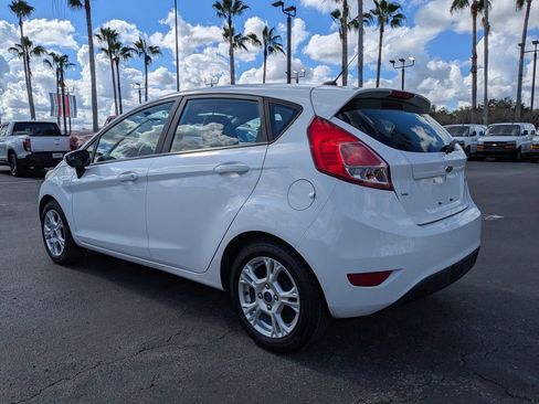 Used 2015 Ford Fiesta SE image 6