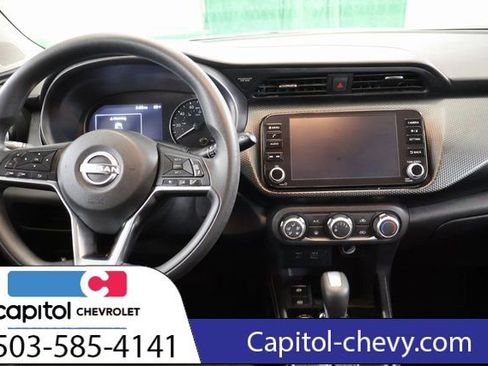 Used 2024 Nissan Kicks SV image 14